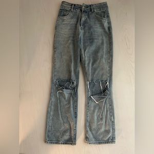 Fashion nova ripped jeans